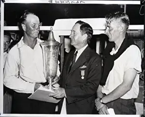 Baltimore Prints: Charles Rainwater Presenting Andy Szwedko with Trophy