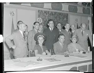 Selznick Prints: Charlie Chaplin Posing with Colleagues
