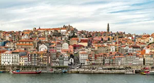 Images Dated 1st October 2016: Charming Porto