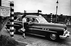 Saloon Car Prints: Chat Up