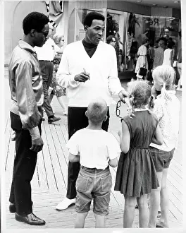 Marvin Gaye Prints: Chatting With Fans In Atlantic City