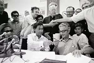 Delano Prints: Chavez And Guimarra Sign Labor Contract
