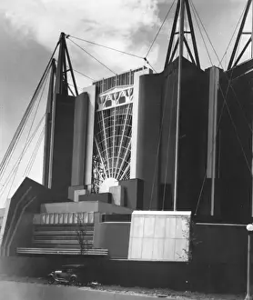 Portrait Architectural Prints: Chicago Art Deco