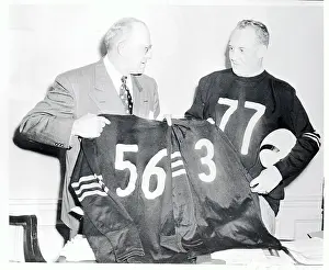 Chicago Bear's Retiring Famed Jersey Numbers