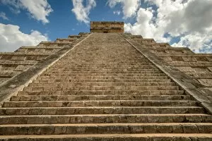 Images Dated 6th February 2014: Chichen Itza