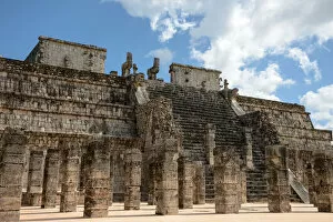 Images Dated 6th February 2014: Chichen Itza aztec temples