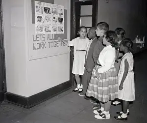 Pre Teen Girl Prints: Children Looking at Integration Poster