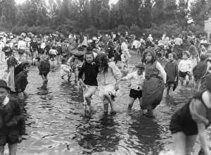 Landscape Europe Prints: Children Paddling