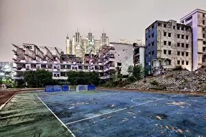 Images Dated 9th December 2014: China new building demolition area repression