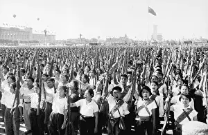 Chinese Pledge Support For Vietnamese