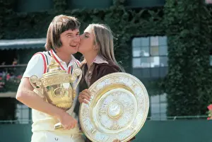 Chris Evert Prints: Chris Evert Kissing Jimmy Connors