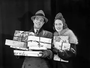 Gloves Prints: Christmas Gifts