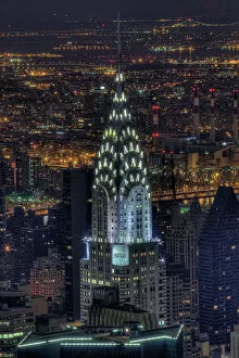 Images Dated 10th January 2012: Chrysler Building at night