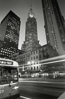Images Dated 17th June 2004: Chrysler building and street at night