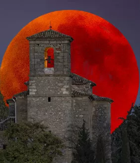 Images Dated 7th August 2018: The church and the blood moon