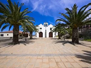 Images Dated 16th April 2014: Church of Garafia, Plaza Baltazar Martin, Santo Domingo de Garafia, La Palma, Canary Islands, Spain