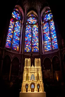 Images Dated 25th October 2013: Church painted glass on Notre-Dame de Reims, Reims Cathedral