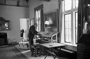 Cigar Prints: Churchill's Study