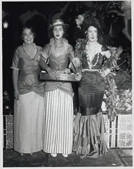 Charity Prints: Cigarette Women, Fulllength