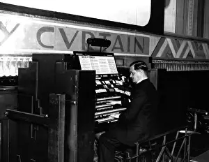 Musical Instrument Prints: Cinema Organ