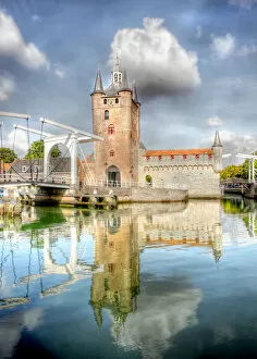 Images Dated 5th September 2012: The city portal with a ancient wall and bridge of the town Zierikzee