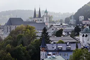 Oberbayern Prints: City view with parish church of St
