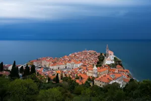 Images Dated 13th October 2016: Cityscape of Piran, Slovenia