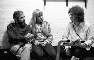 Clapton Chats With Fans