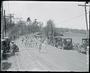 Clarence De Mar Running To Finish Line