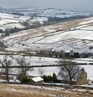 Images Dated 14th February 2016: Classic Winter Scene in Northern England