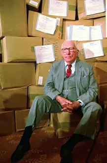 Claude Pepper Sitting