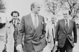 Nobles Prints: Claus von Bulow Leaving Court in Rhode Island