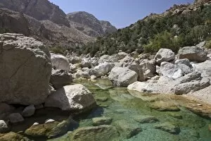 Clear water in the Wadi Shab mountain ravine, Hadjar-Gebirge, Hadschar-Gebirge, Tiwi, Oman