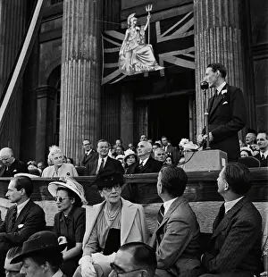Union Jack Prints: Clementine Churchill