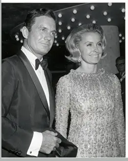 Cliff Robertson & Dina Merrill/Waist-Up