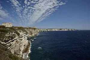 Images Dated 15th August 2014: Cliffs with the upper city, Bonifacio, Corsica, France