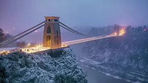 Images Dated 30th December 2018: Clifton Suspension Bridge Winter View