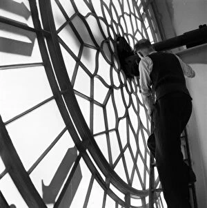 Science And Technology Gallery: Clock Inspection