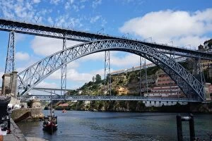 Images Dated 21st July 2015: Close up Dom Luis I Bridge, Douro River, Porto, Portugal