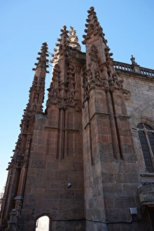 Images Dated 25th July 2015: Close up on the FaAzade of the New Cathedral of Salamanca, Spain