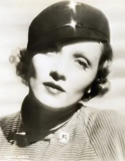 Softness Prints: Close-up Marlene Dietrich Soft-Focus