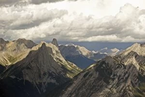 Images Dated 25th September 2012: Cloud Over Rugged Mountain Peaks