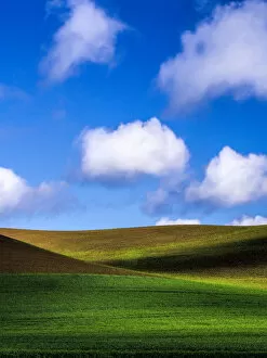 Images Dated 30th May 2013: Clouds over wheat fields of Palouse region in spring, Washington State, USA