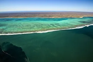 Images Dated 31st May 2015: Coast line Ningaloo North
