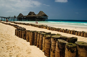Images Dated 14th January 2010: Coastal Resort