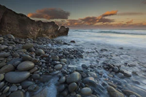 Images Dated 9th April 2012: The coastline, bays and cliffs on Cape Agulhas near Arniston at sunset