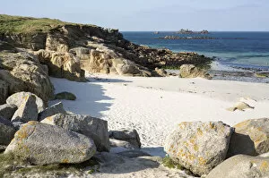 Coastline with a sandy beach and rocks at Plouarzel, Departement Finistere, Brittany, France, Europe