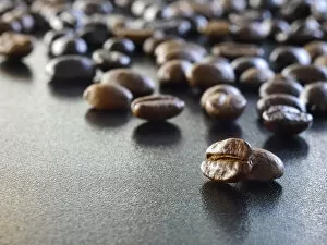 Images Dated 2nd January 2012: Coffee beans