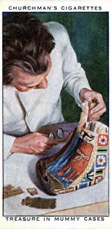 Collectible tobacco card, Egyptian Mummy, Churchman's Cigarettes, 1935