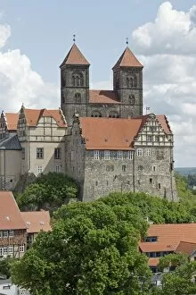 Images Dated 30th May 2014: Collegiate Church of St. Servatius with monastery buildings on the Schlossberg or castle hill